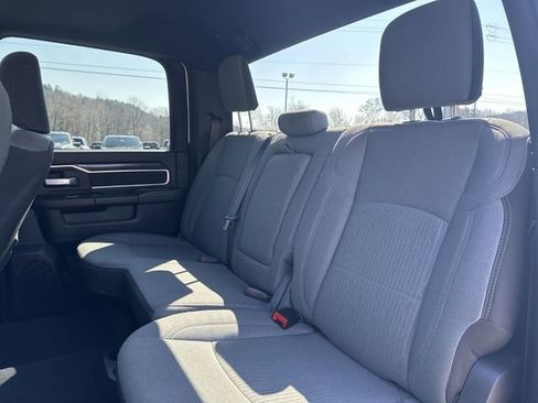 Used 2024 RAM 3500 Big Horn image 25