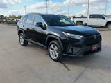 Used 2022 Toyota RAV4 XLE image 2