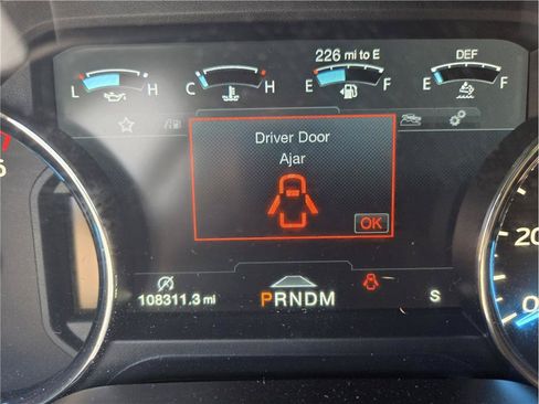 Used 2018 Ford F150 Platinum w/ Equipment Group 701A Luxury AWD/4WD image 12
