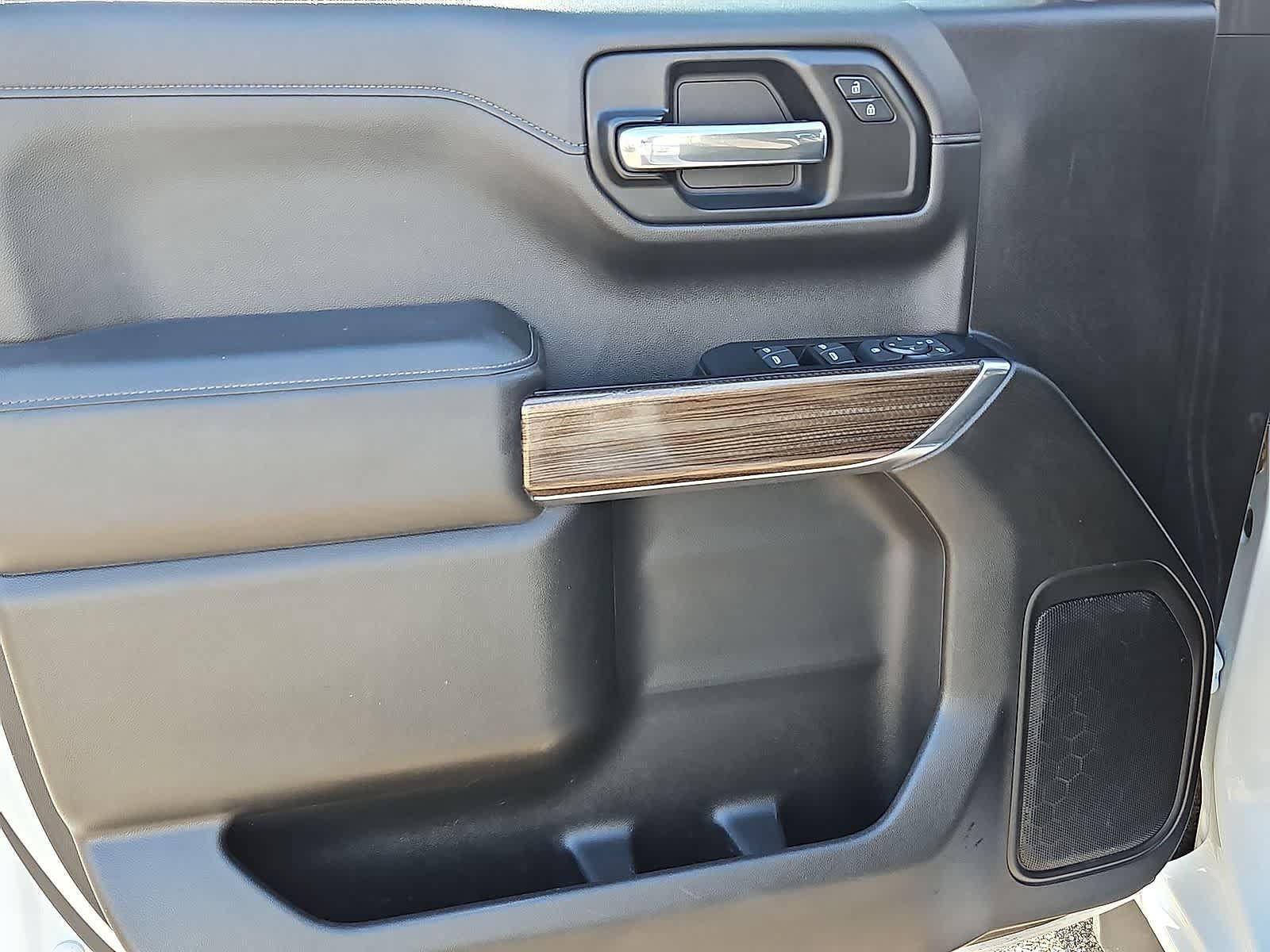 Certified 2019 Chevrolet Silverado 1500 LT w/ Convenience Package AWD/4WD image 27