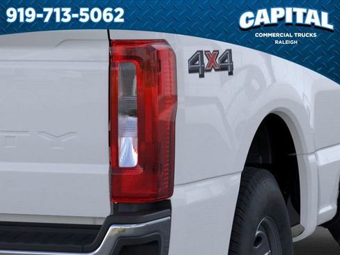 New 2026 Ford F350 XL w/ XL Chrome Package image 21