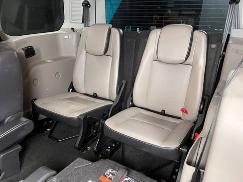 Used 2017 Ford Transit Connect Titanium FWD image 31