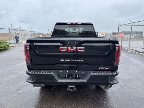 Used 2024 GMC Sierra 3500 AT4 w/ AT4 Premium Plus Package AWD/4WD image 5