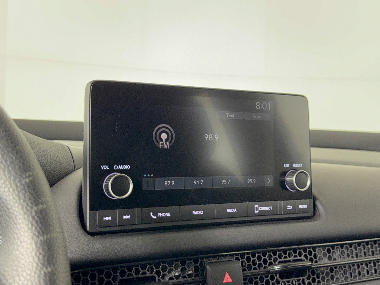 Used 2025 Honda HR-V LX image 23