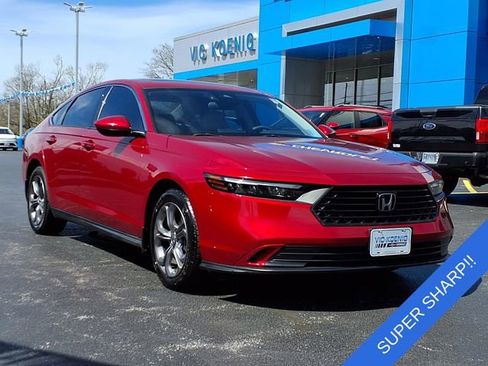 Used 2024 Honda Accord EX image 2