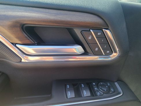 Used 2024 Chevrolet Silverado 3500 High Country w/ High Country Premium Package AWD/4WD image 13