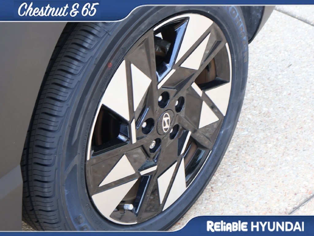 Certified 2024 Hyundai Kona SEL w/ Convenience Package FWD image 40
