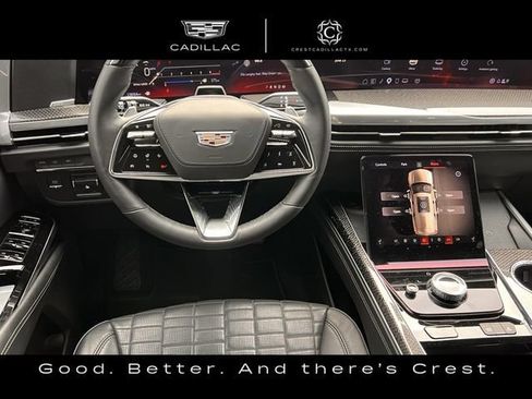 Used 2025 Cadillac Escalade V AWD/4WD image 13