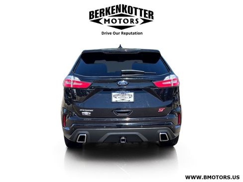 Used 2019 Ford Edge ST w/ Convenience Package AWD/4WD image 4