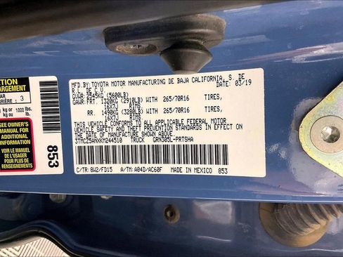 Used 2019 Toyota Tacoma SR image 44