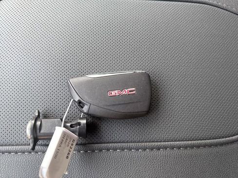 New 2026 GMC Sierra 1500 SLT w/ SLT Convenience Package AWD/4WD image 63