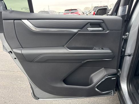 New 2026 GMC Acadia Elevation image 33