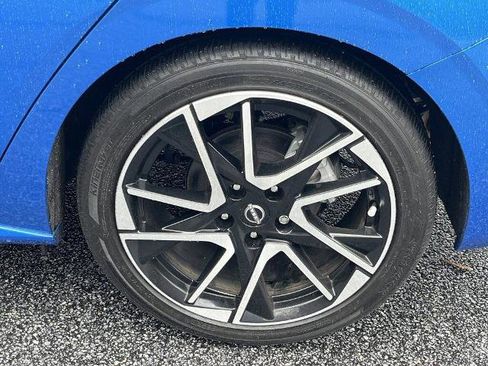 Certified 2025 Nissan Sentra SR image 30