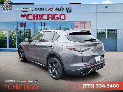 Used 2024 Alfa Romeo Stelvio Veloce AWD/4WD image 3