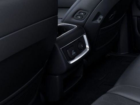 New 2026 Kia Carnival SX FWD image 26