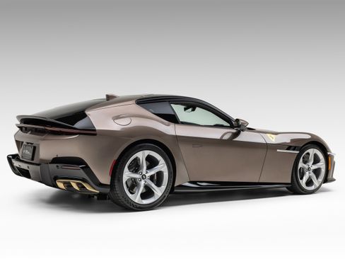 Certified 2025 Ferrari 12Cilindri image 14