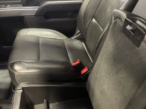 Used 2018 Chevrolet Silverado 3500 LT w/ LT Convenience Package image 21