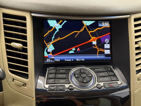 Used 2011 INFINITI FX35 AWD w/ Premium Pkg image 21