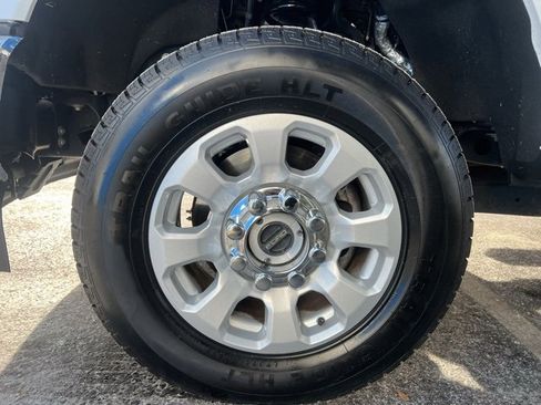 Used 2024 Ford F250 XLT w/ Snow Plow Prep Package image 40