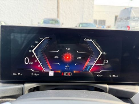 Used 2023 BMW i4 eDrive35 image 19