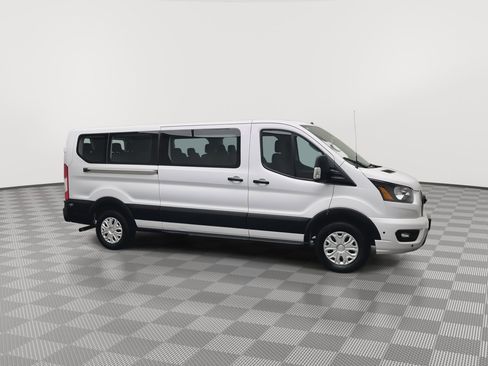 Used 2024 Ford Transit 350 XLT image 36