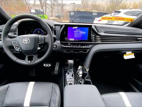 New 2026 Toyota Camry Hybrid image 5