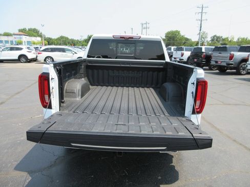 Certified 2022 GMC Sierra 1500 Denali w/ Denali Reserve Package AWD/4WD image 8