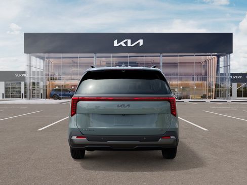 New 2027 Kia Carnival Hybrid FWD image 5
