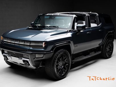 Used 2025 GMC Hummer EV 3X w/ LPO, Cargo Utility Package