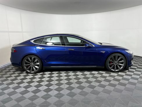 Used 2016 Tesla Model S 60D image 4