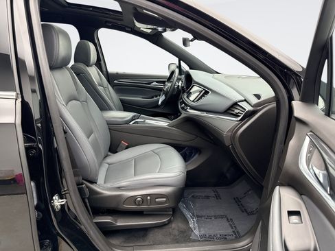 Used 2023 Buick Enclave Essence w/ Experience Buick Package AWD/4WD image 18