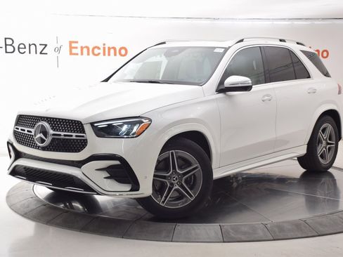 New 2026 Mercedes-Benz GLE 580 4MATIC image 2
