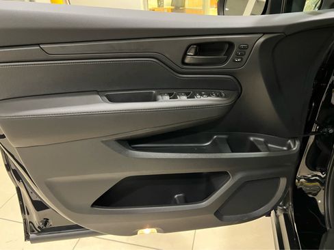 Used 2026 Honda Odyssey EX-L image 14