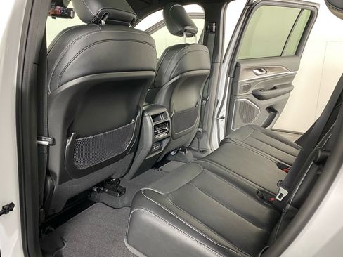 New 2026 Jeep Grand Cherokee Limited Reserve AWD/4WD image 27