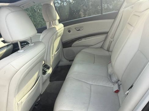 Used 2015 Acura RLX w/ Technology Package FWD image 8