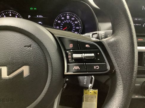 Used 2023 Kia Forte LXS image 15