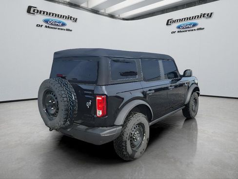Used 2023 Ford Bronco Black Diamond image 10