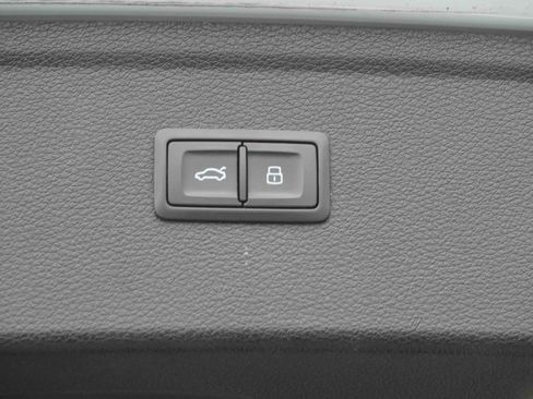 Used 2020 Audi Q5 2.0T Premium Plus image 38