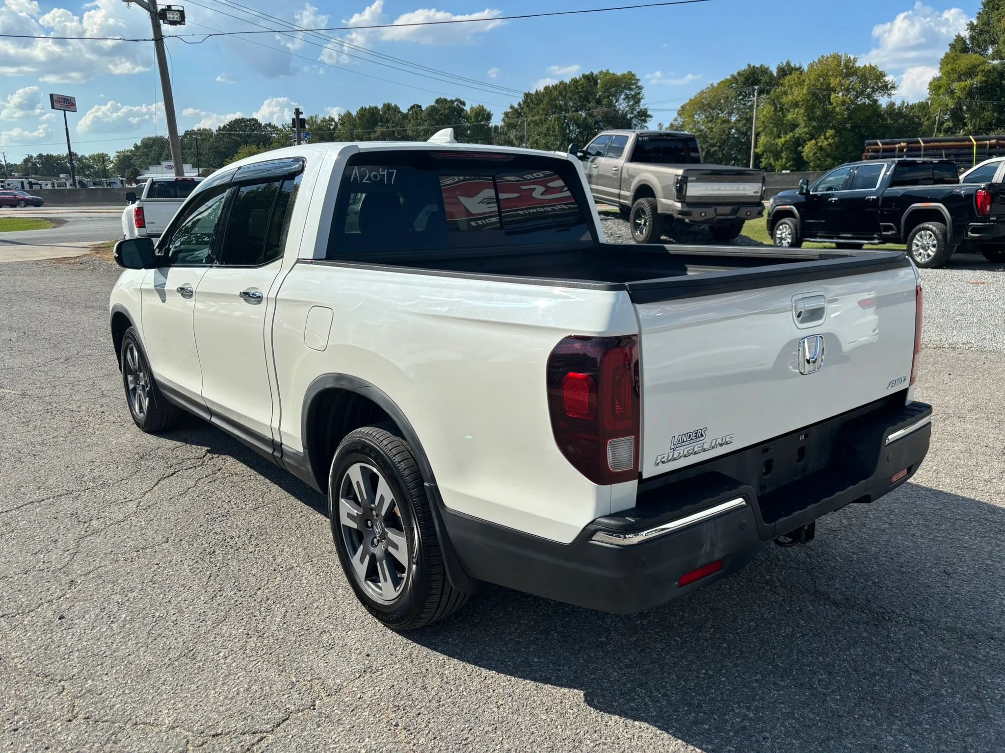 Used 2017 Honda Ridgeline RTL-E image 3