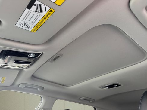 Used 2024 Kia Seltos EX image 27