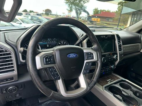 Used 2018 Ford F350 Lariat w/ Lariat Ultimate Package AWD/4WD image 3