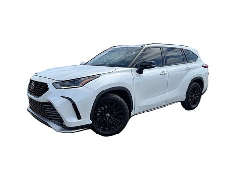 Used 2023 Toyota Highlander XSE FWD image 1