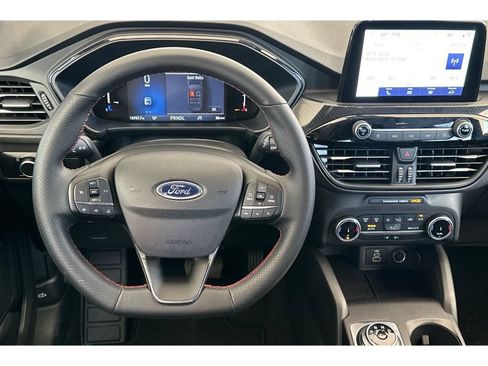 Used 2025 Ford Escape ST-Line AWD/4WD image 14