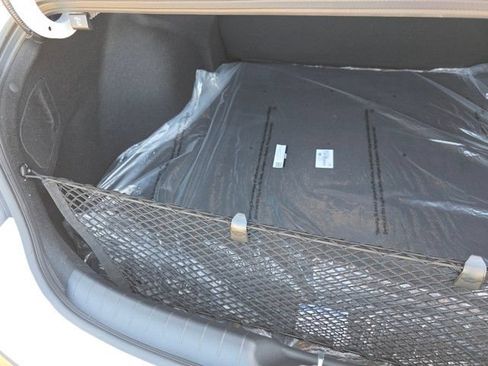 Used 2025 Hyundai Elantra Sport FWD image 24
