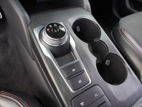 Used 2024 Ford Escape ST-Line image 18