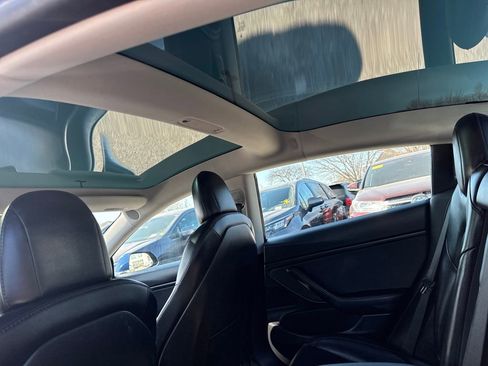 Used 2020 Tesla Model 3 Long Range image 37