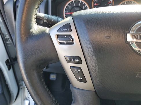Used 2013 Nissan Titan SV w/ SV Premium Utility Pkg image 28