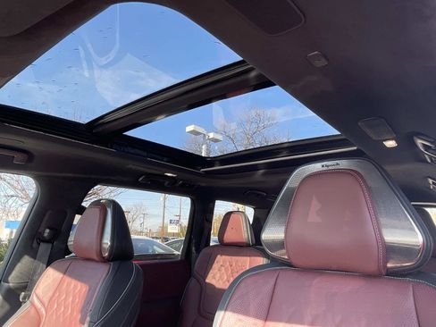 Certified 2025 INFINITI QX80 Autograph image 17