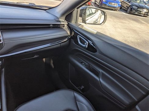 Used 2022 Jeep Compass Altitude image 13