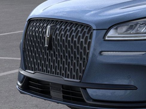 New 2026 Lincoln Corsair Premiere image 17